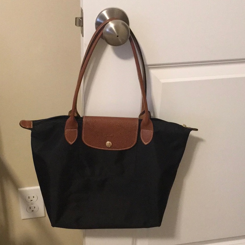 Longchamp Le Pliage tote medium shoulder straps